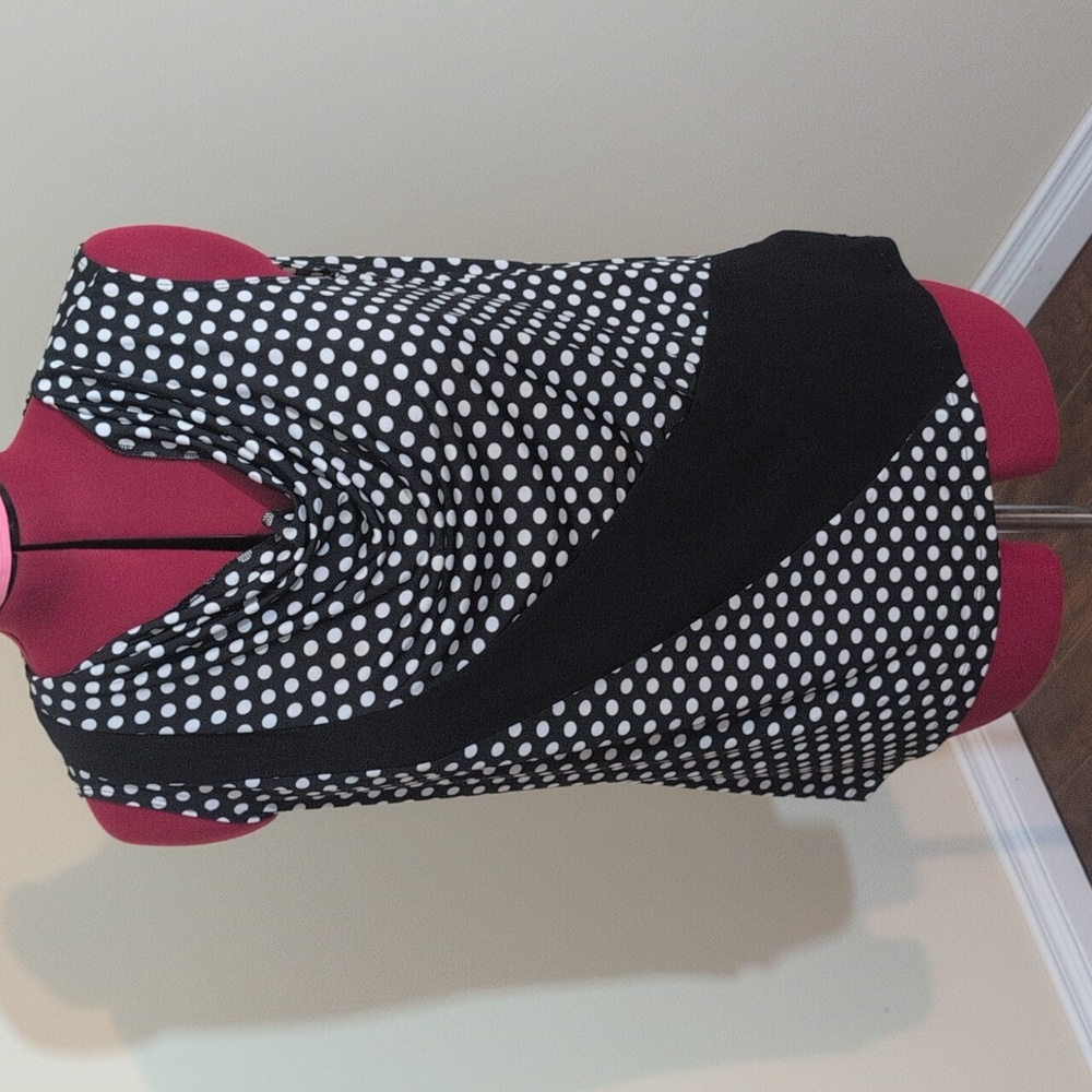 Iniatives | Black and White Polka Dot Sleeveless Top Polyester Blend